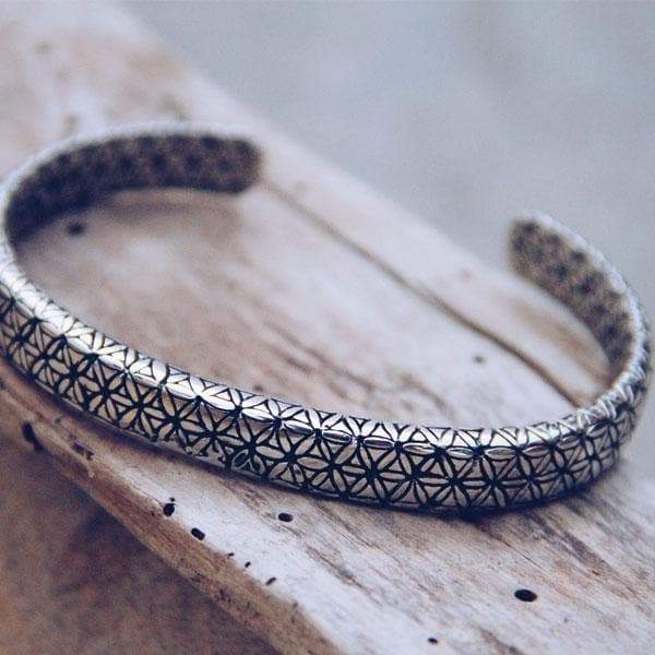 Men&#39;s Flower Of Life Cuff