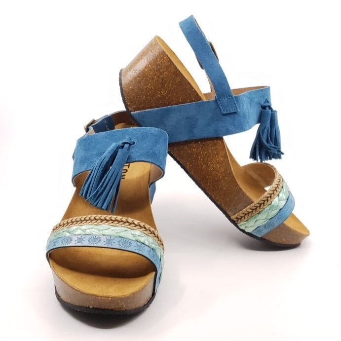 Tassel Wedge - Petroleo