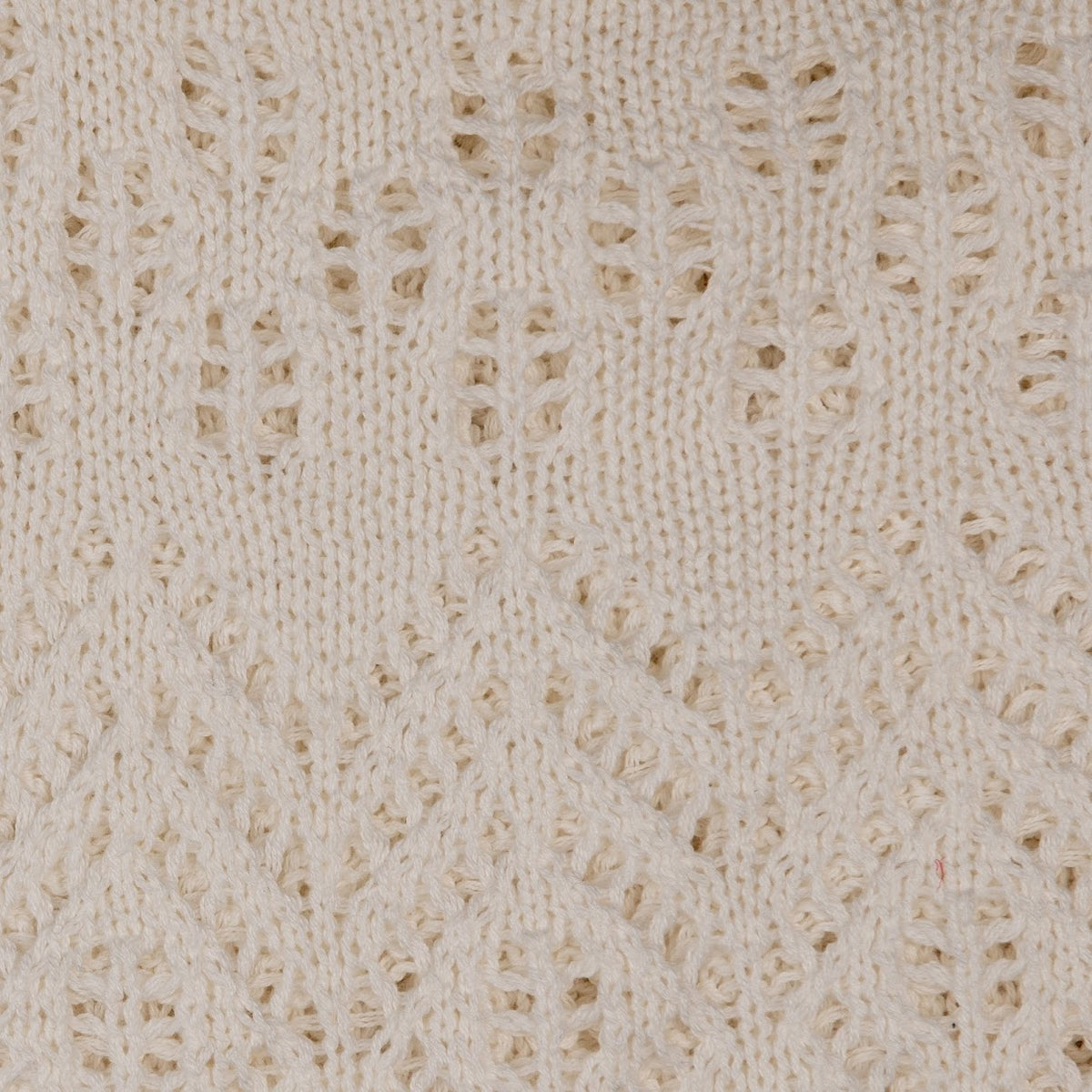 The Knitted Cotton Poncho Motiv