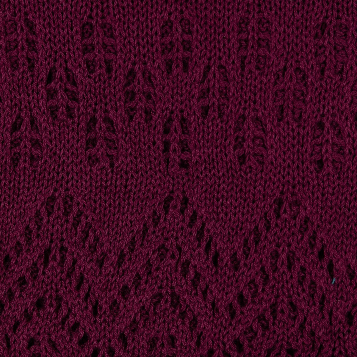 The Knitted Cotton Poncho Motiv