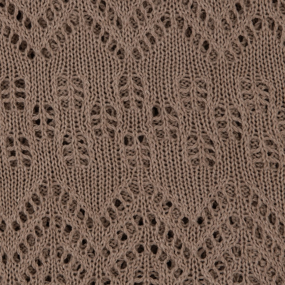 The Knitted Cotton Poncho Motiv